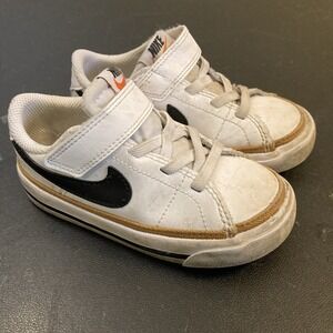 NIKE Toddler Boy White/Black/Gold Leather Sneakers Size 8C (DA5382-102)